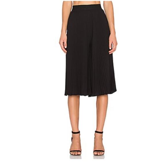 Bailey 44 Coop Culotte in Black Accordion Pleats Wide Leg Size 10 EUC Dressy - Picture 1 of 10